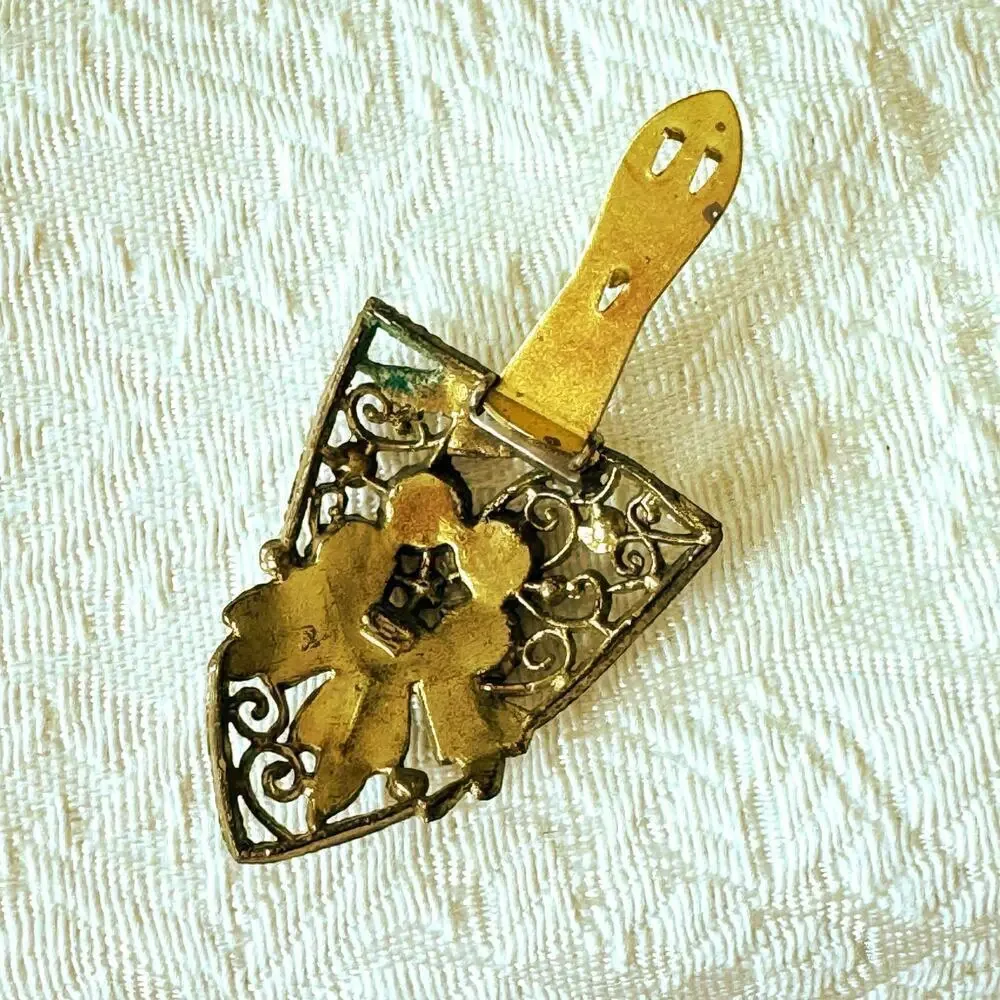 Vintage Floral 1920’s Purple Amethyst Rhinestone Dress Clip Gold Tone Triangular